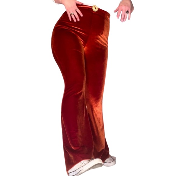 Handmade Elegant Velvet High-Waisted Bell Bottoms - Picture 2 of 5